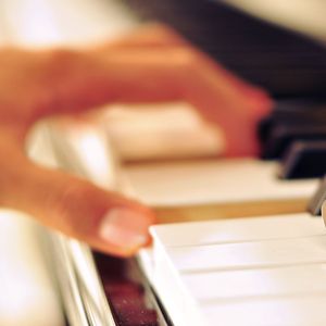 日本护士囗吞精69XX
