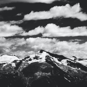 日本护士囗吞精69XX
